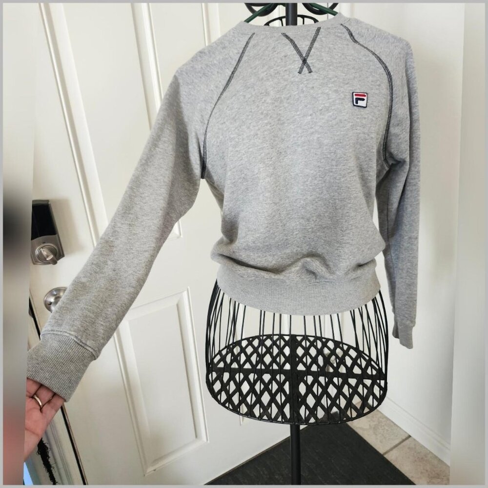 Heather Grey Fila crewneck Sweatshirt Women Size Small